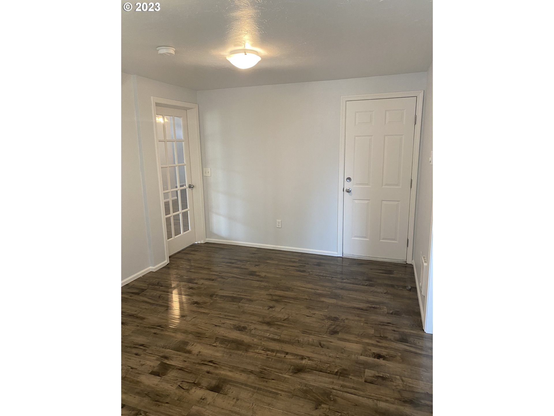 954 Aldridge Place Springfield, OR 97478 - Photo 11 of 32 a view of an empty room