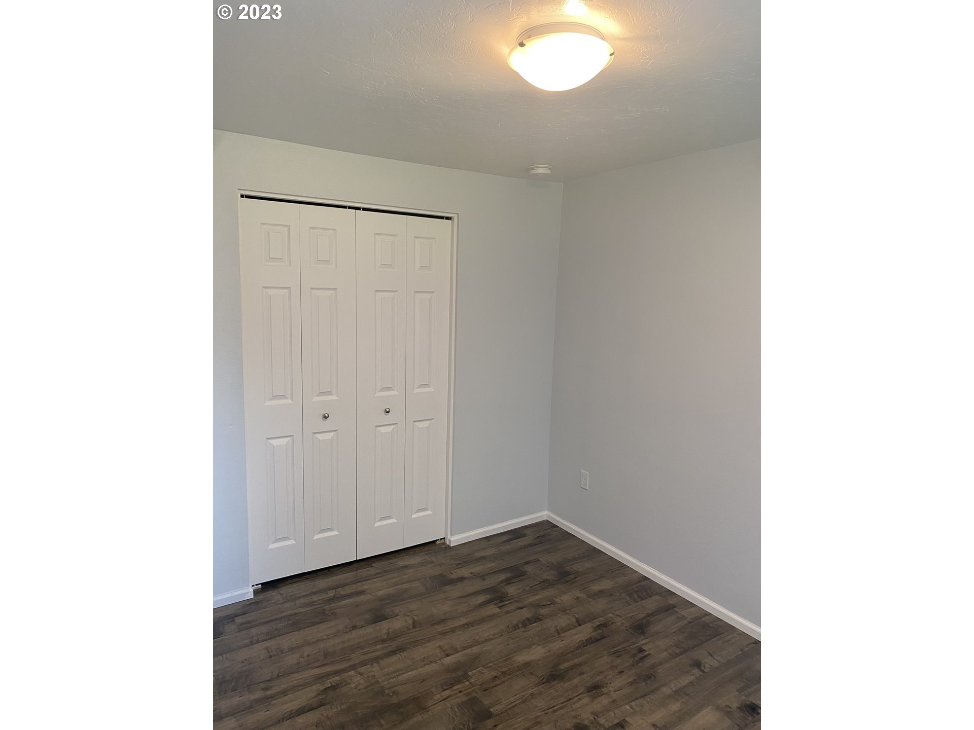 954 Aldridge Place Springfield, OR 97478 - Photo 14 of 32 a view of an empty room