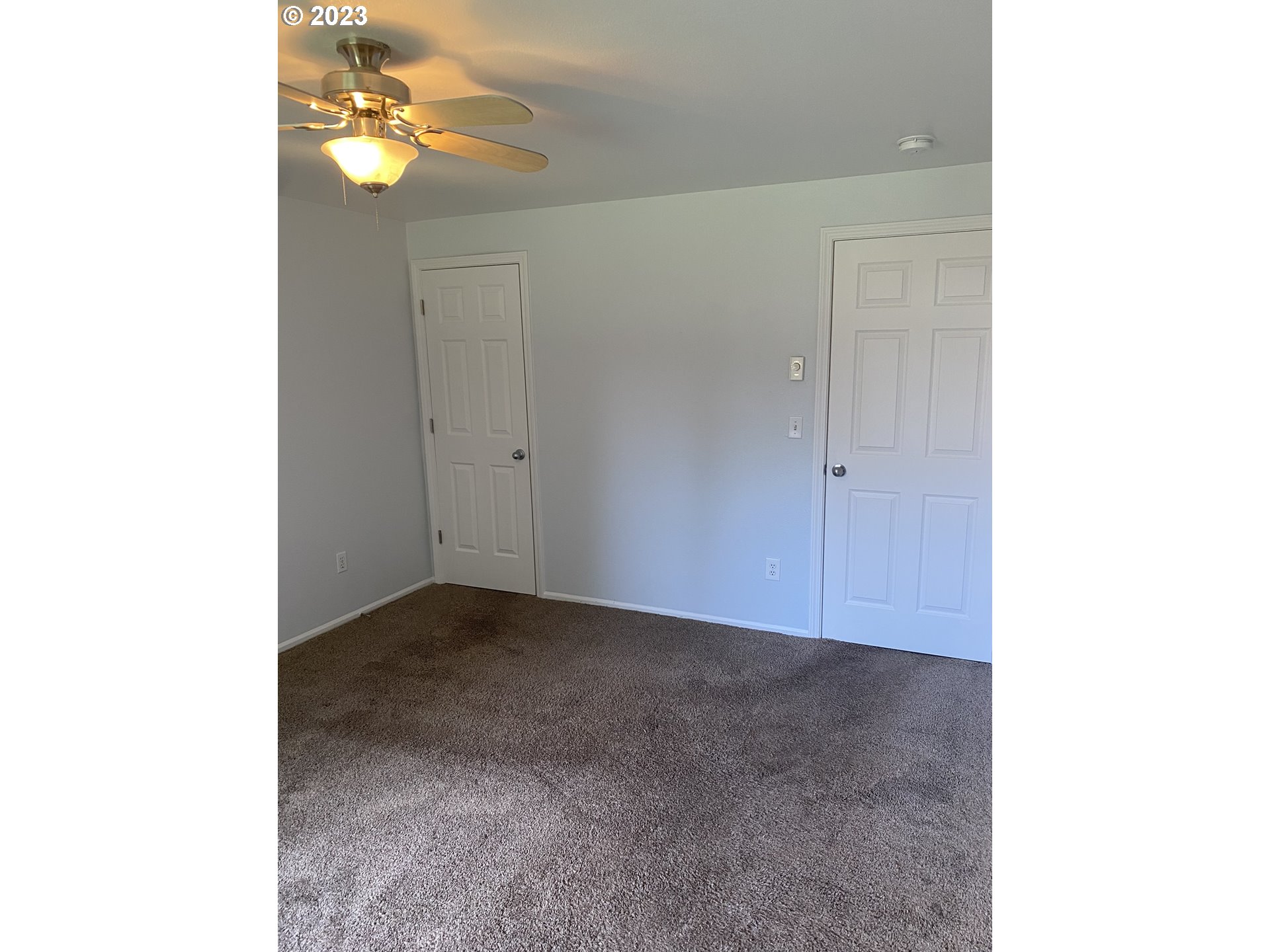 954 Aldridge Place Springfield, OR 97478 - Photo 17 of 32 a view of an empty room