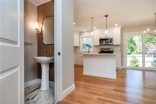 $3,900 | 81 Cadora Avenue, Warwick, RI 02886