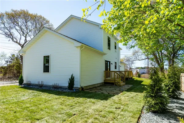 $3,900 | 81 Cadora Avenue, Warwick, RI 02886