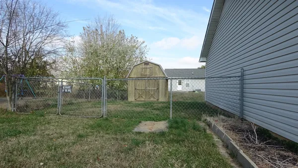 $1,150 | 1062 Shadow Ridge Avenue, Oak Grove, KY 42262