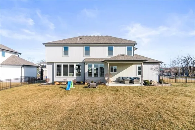 $750,000 | 3130 Southwest Blue Ribbon Street, Lee's Summit, MO 64082