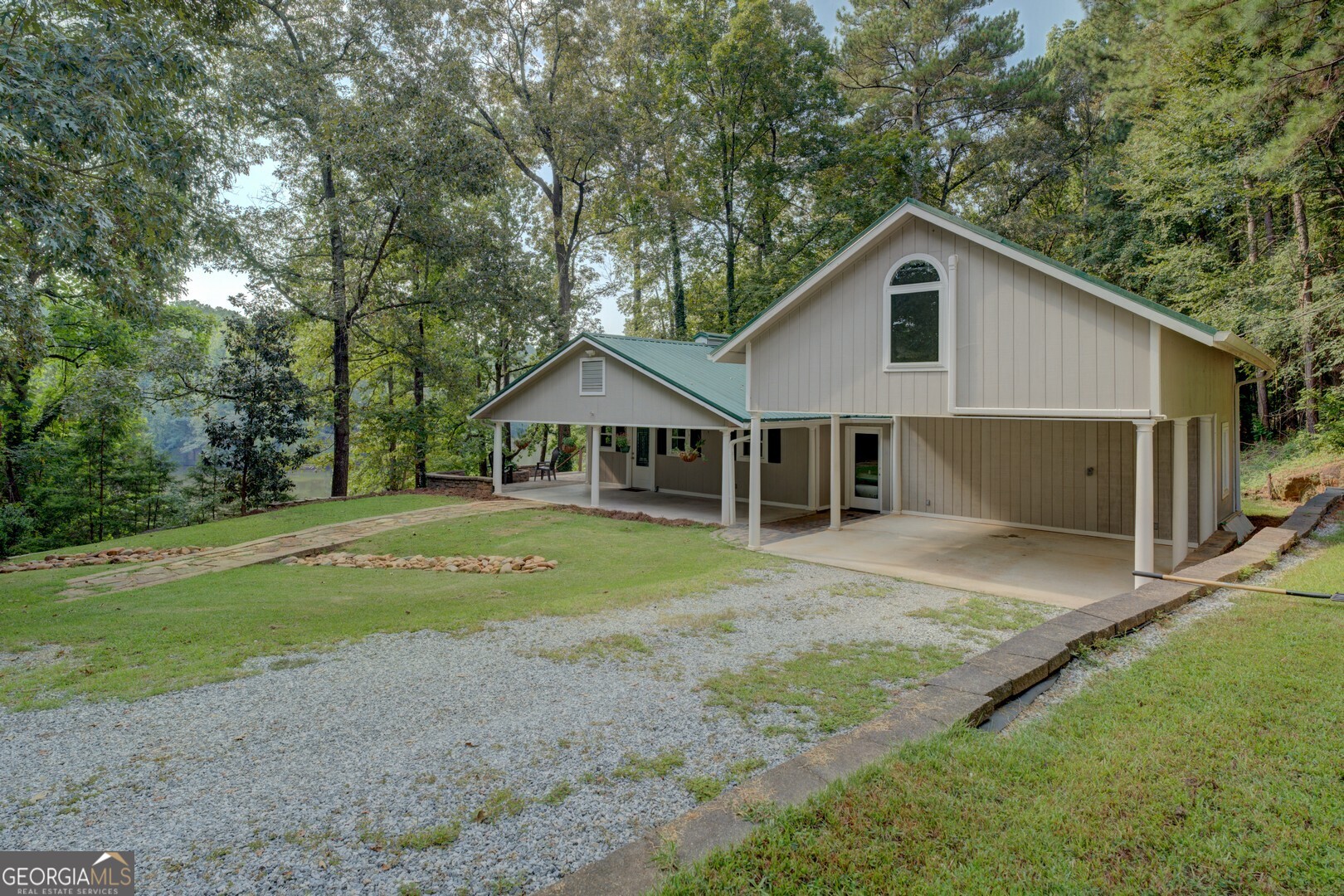 2188 Highway 36 East Jackson, GA 30233 - Photo 67 of 74 a front view of house with yard and green space