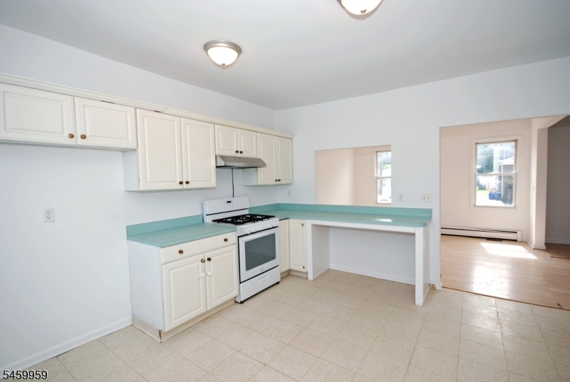 23 Lagrange Street Raritan, NJ 08869 - Photo 6 of 18 Gallery Image 6