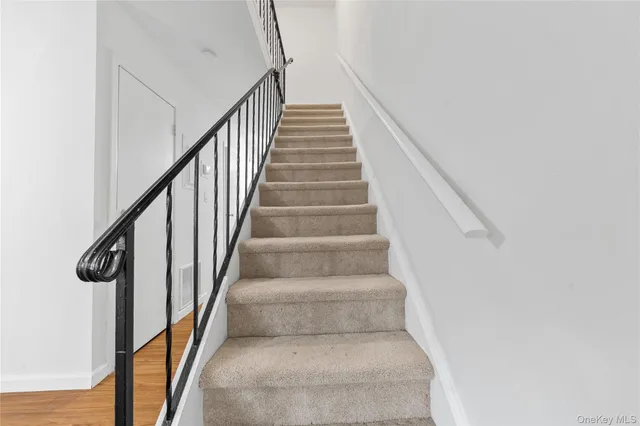 $3,000 | 34 Wooded Way, Calverton, NY 11933