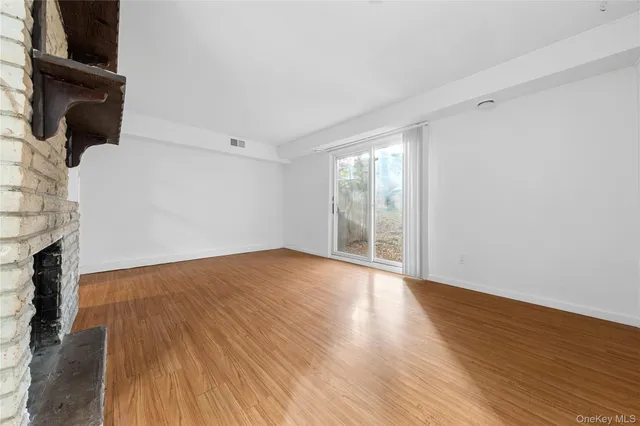 $3,000 | 34 Wooded Way, Calverton, NY 11933