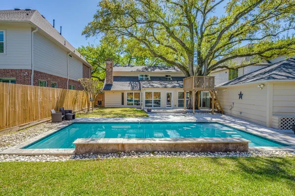 $7,500 | 12458 Woodthorpe Lane, Houston, TX 77024