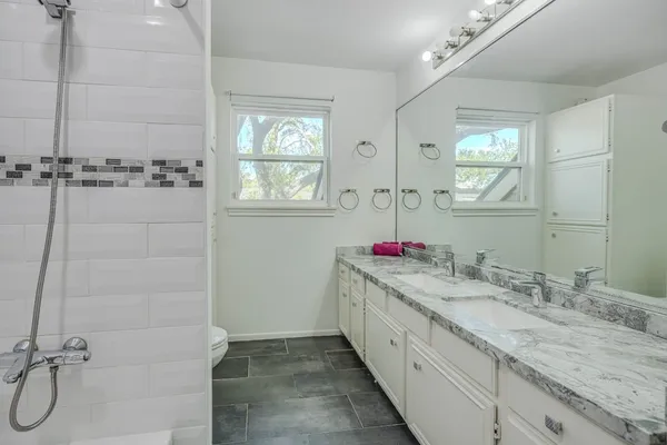 $7,500 | 12458 Woodthorpe Lane, Houston, TX 77024