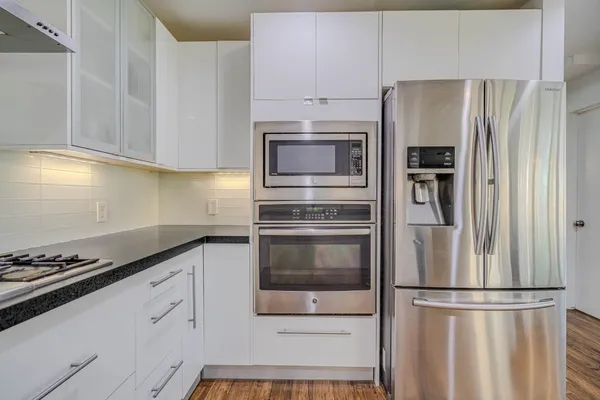 $7,500 | 12458 Woodthorpe Lane, Houston, TX 77024