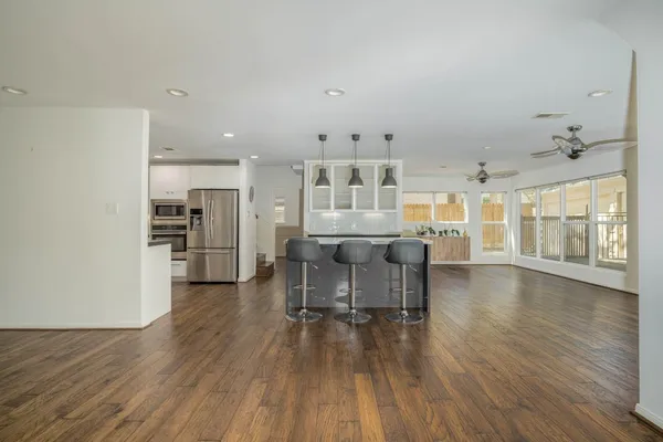 $7,500 | 12458 Woodthorpe Lane, Houston, TX 77024