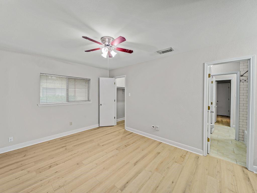 307 Springridge Lane Euless, TX 76039 - Photo 12 of 27