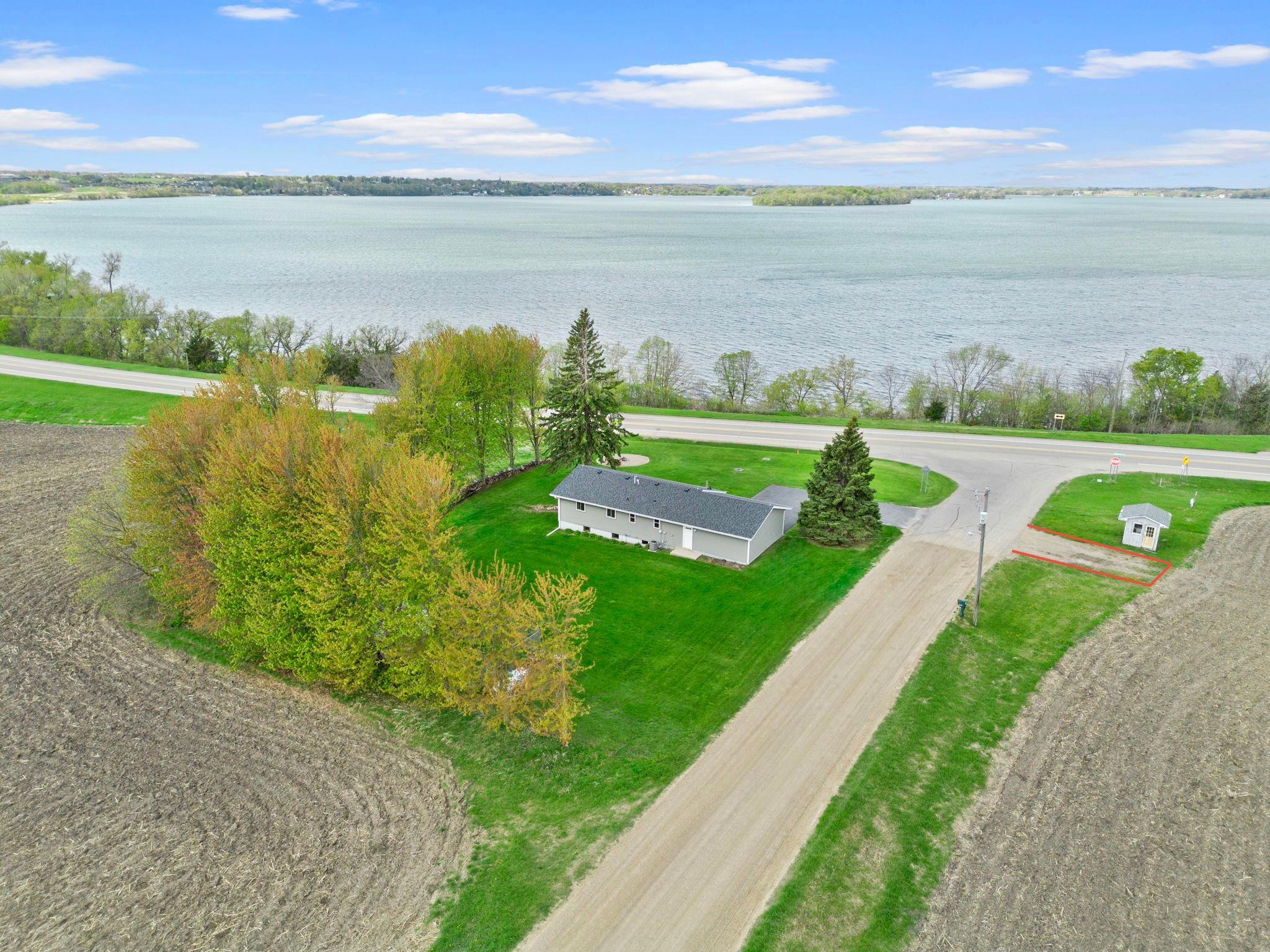 9285 Parley Lake Road Waconia, MN 55387 - Photo 10 of 54