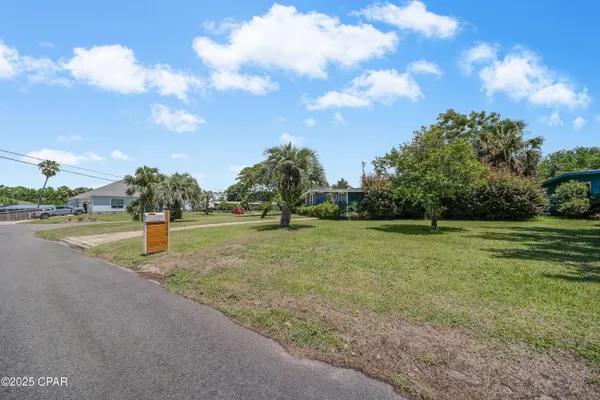 $334,999 | 306 Carolyn Avenue, Panama City Beach, FL 32407