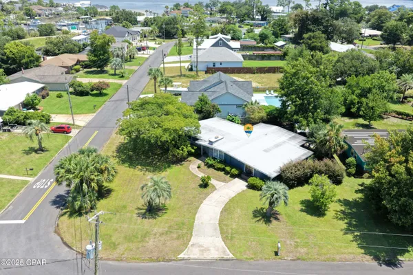 $334,999 | 306 Carolyn Avenue, Panama City Beach, FL 32407