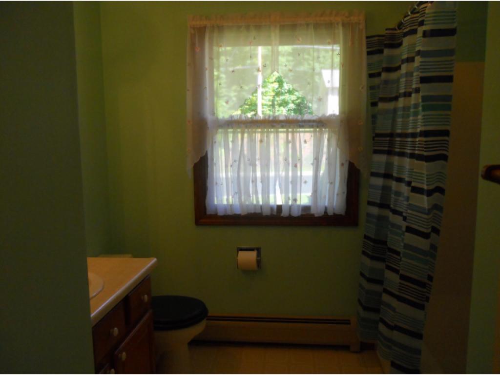 20 Shepherd Lane Rutland, VT 05701 - Photo 7 of 12