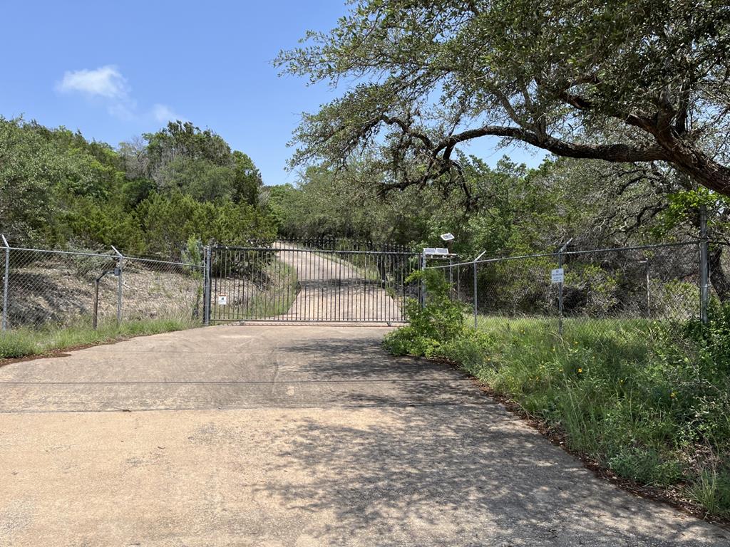 129 Upper Turtle Creek Road Kerrville, TX 78028 - Photo 1 of 40 Main View