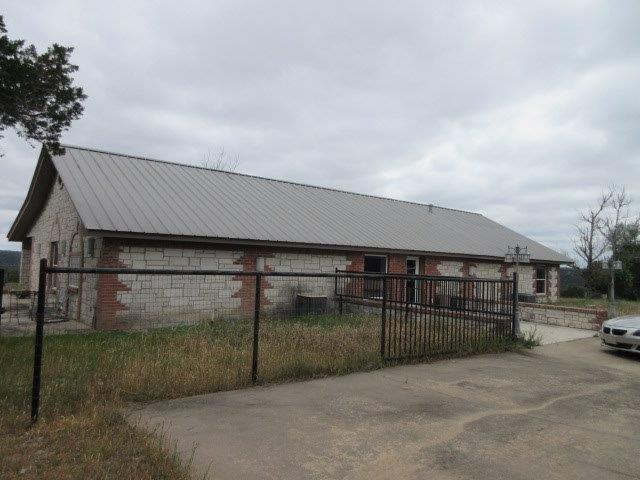 129 Upper Turtle Creek Road Kerrville, TX 78028 - Photo 13 of 40