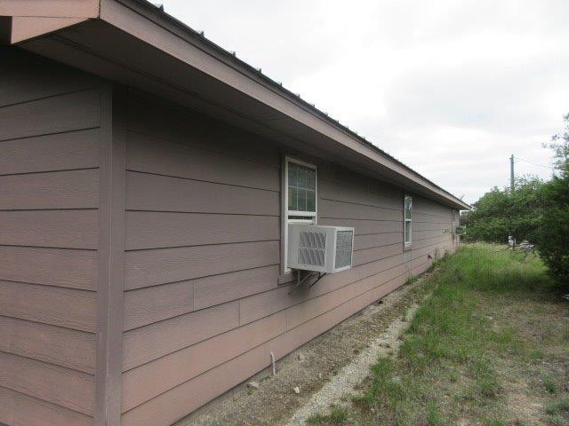 129 Upper Turtle Creek Road Kerrville, TX 78028 - Photo 14 of 40