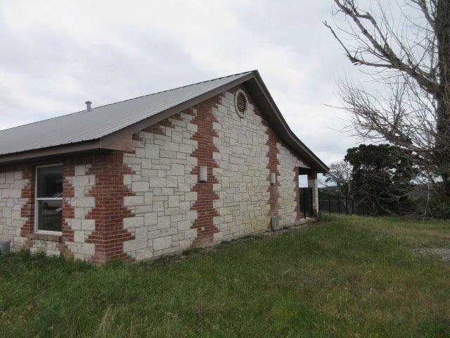 129 Upper Turtle Creek Road Kerrville, TX 78028 - Photo 19 of 40