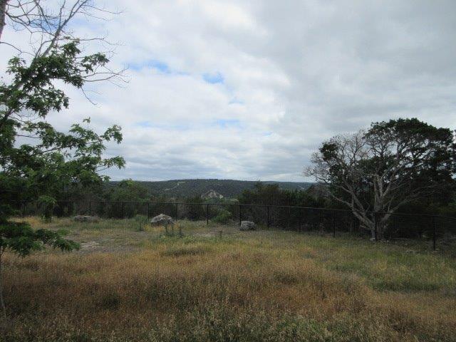129 Upper Turtle Creek Road Kerrville, TX 78028 - Photo 21 of 40