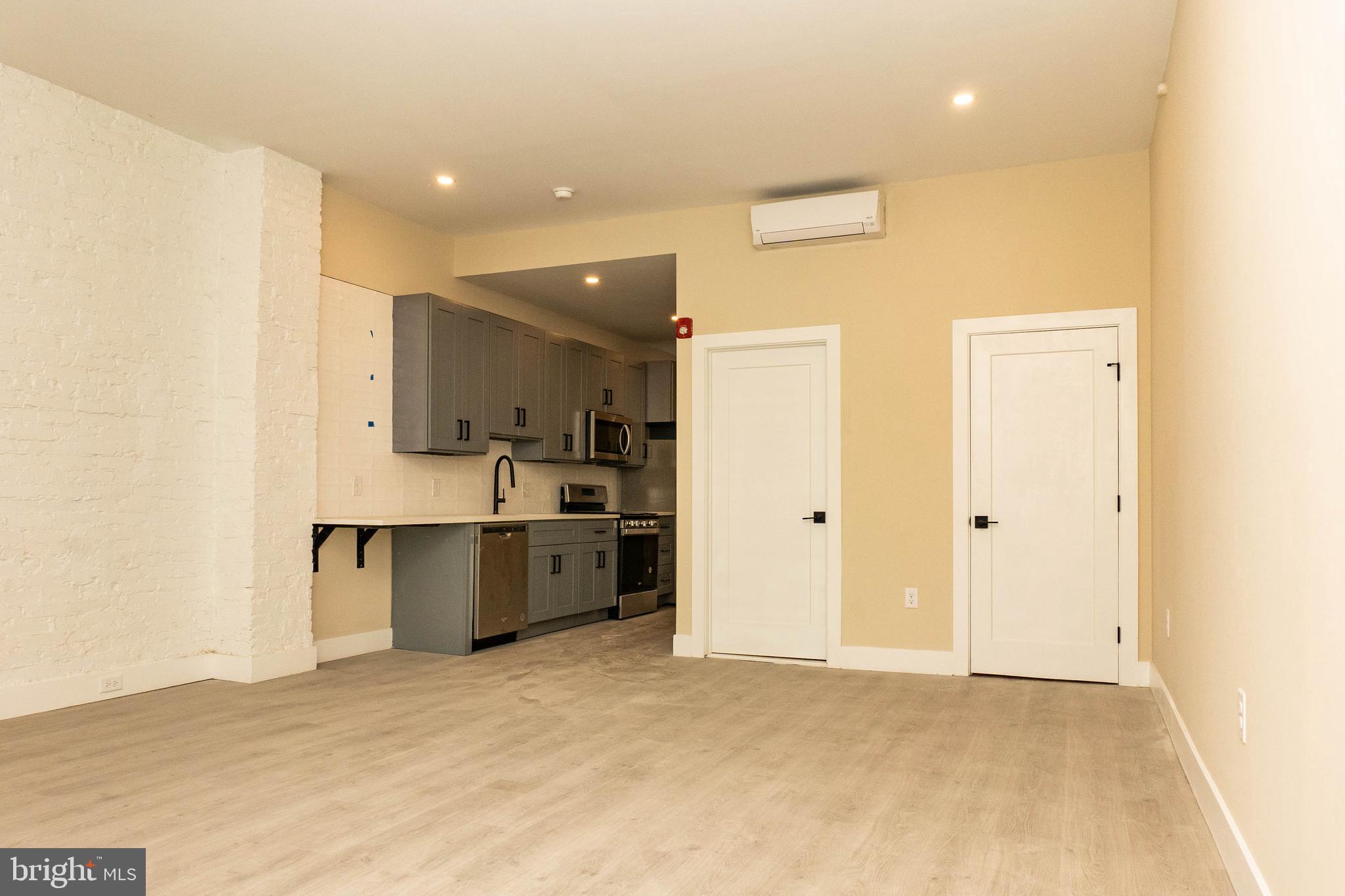 223 South 44th Street, Unit 3F Philadelphia, PA 19104 - Photo 6 of 13