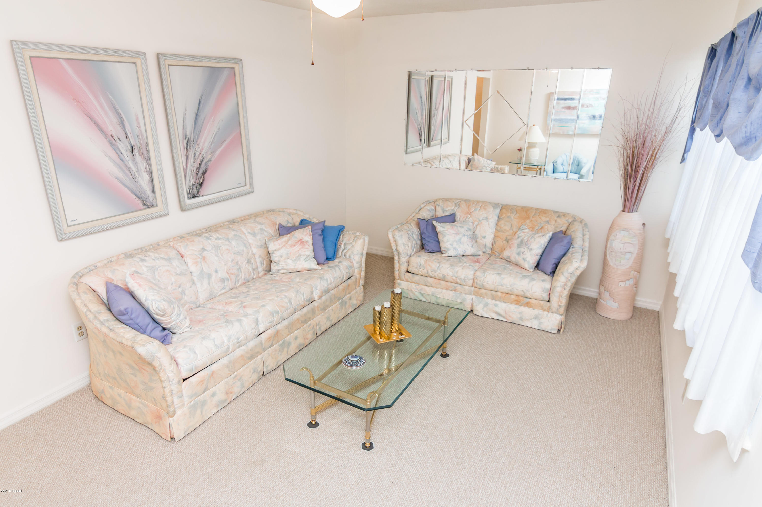 642 Robin Road, Unit A Ormond Beach, FL 32176 - Photo 4 of 31 4
