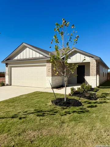 $2,000 | 1540 Agave Cellar, New Braunfels, TX 78130