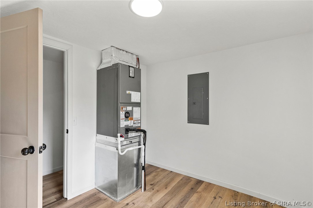 285 South Oak Street Austin, IN 47102 - Photo 15 of 22