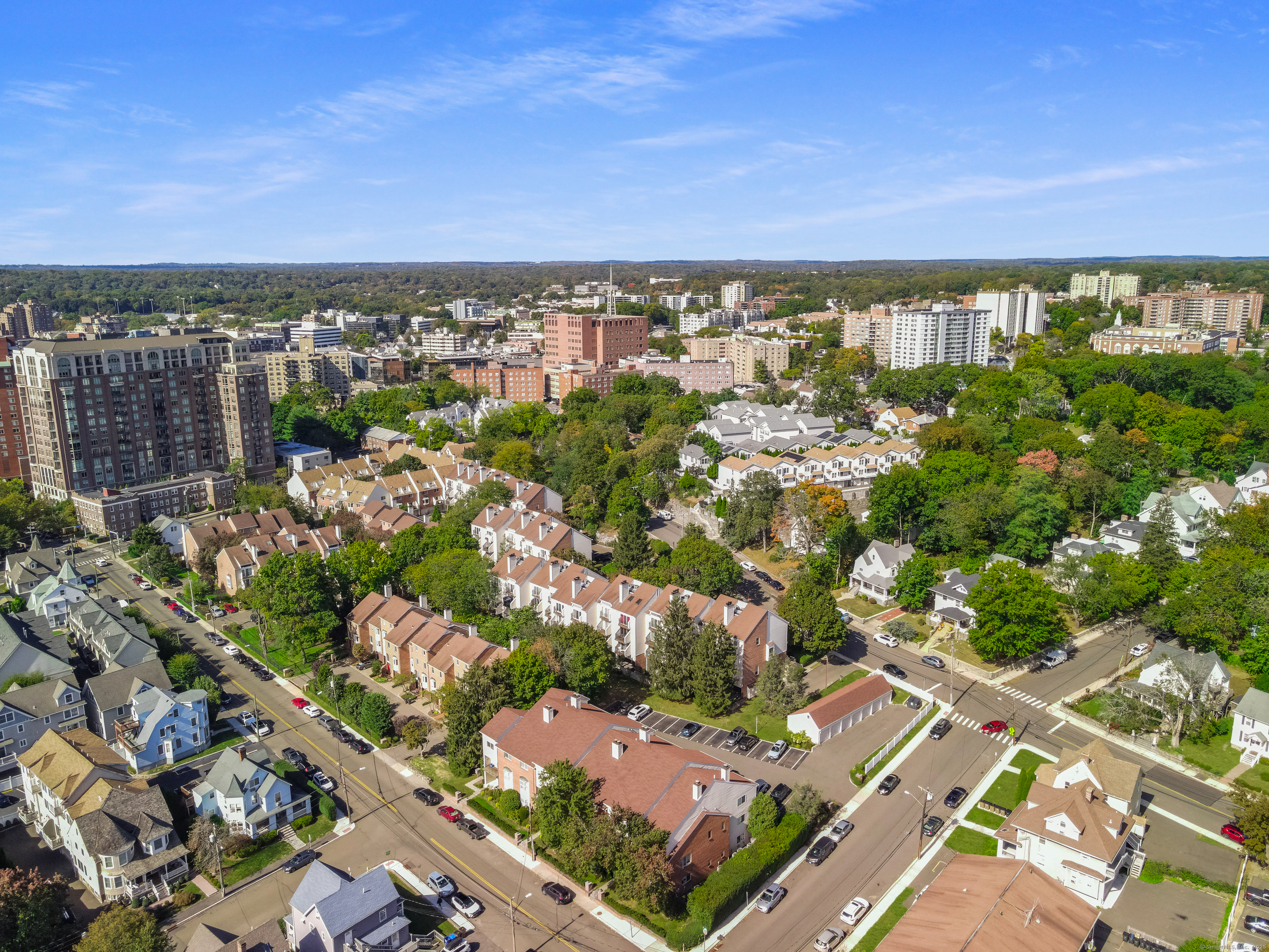 109 Highland Road, Unit 109 Stamford, CT 06901 - Photo 10 of 37 an aerial view of multiple house