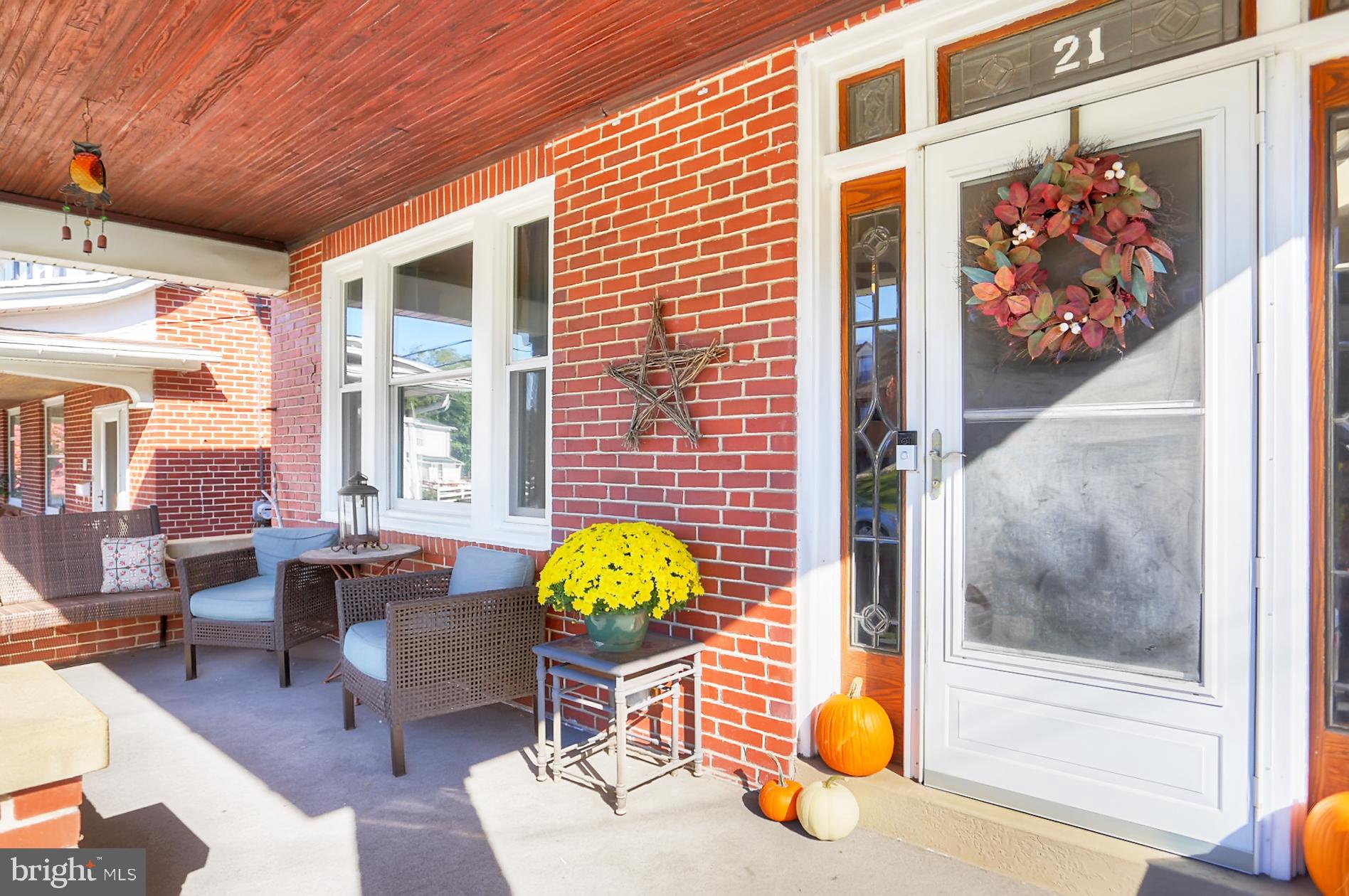21 West Broad Street Reading, PA 19607 - Photo 4 of 33 Fabulous front porch!