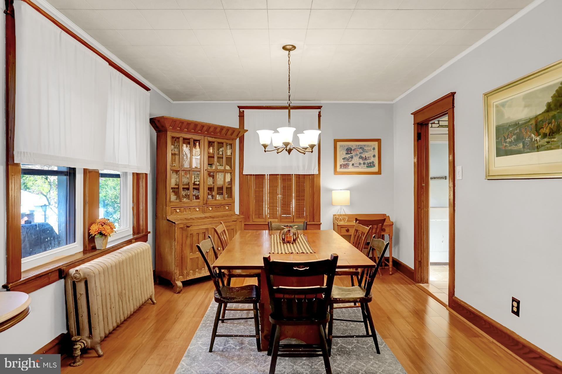 21 West Broad Street Reading, PA 19607 - Photo 9 of 33 Dining room