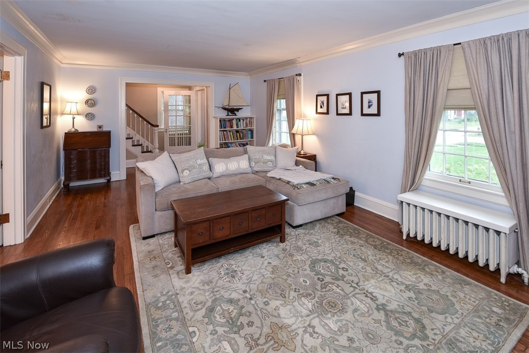 3076 Warrington Road Cleveland, OH 44120 - Photo 17 of 34 Gallery Image 17