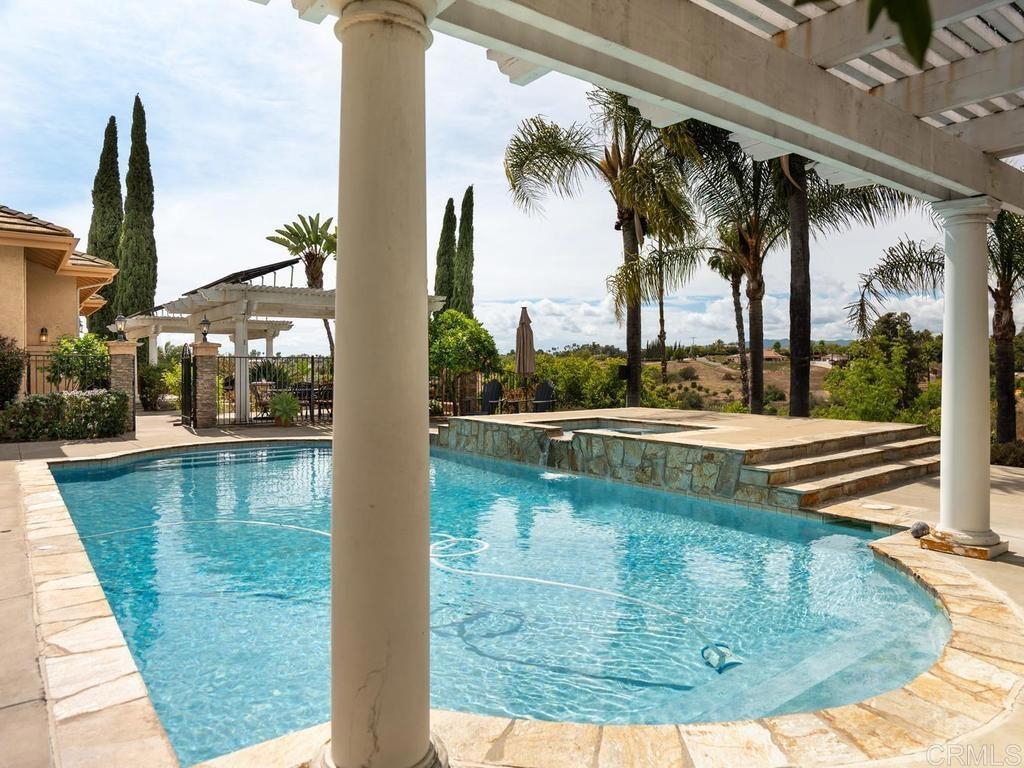 2737 Dos Lomas Fallbrook, CA 92028 - Photo 47 of 75