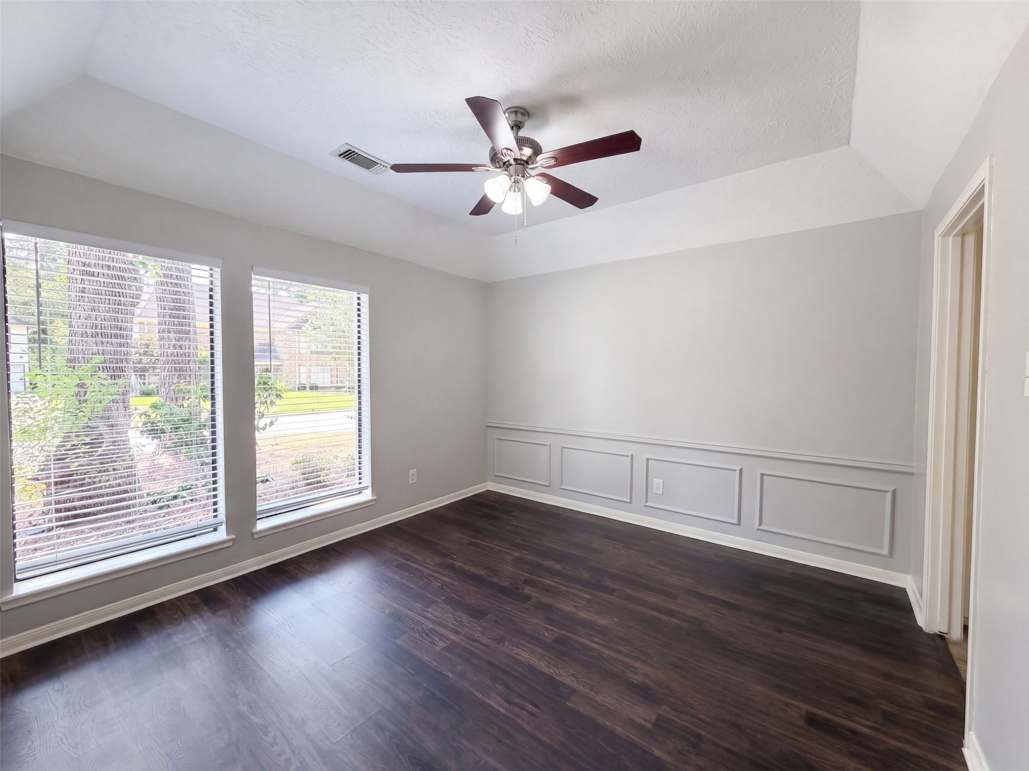 17810 Asphodel Lane Spring, TX 77379 - Photo 6 of 23 Gallery Image 6