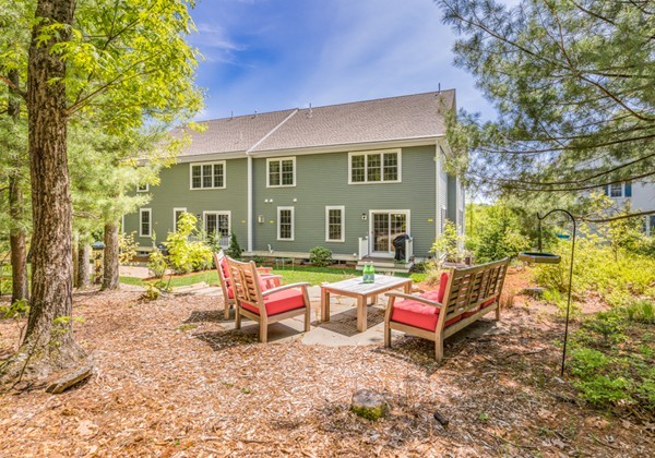 6 Robinson Road, Unit 15 Lexington, MA 02420 - Photo 23 of 25 Gallery Image 23