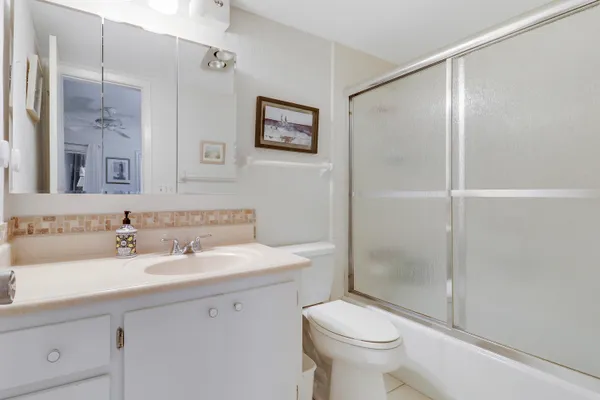 $275,000 | 4 Garden Street, Unit 101, Tequesta, FL 33469