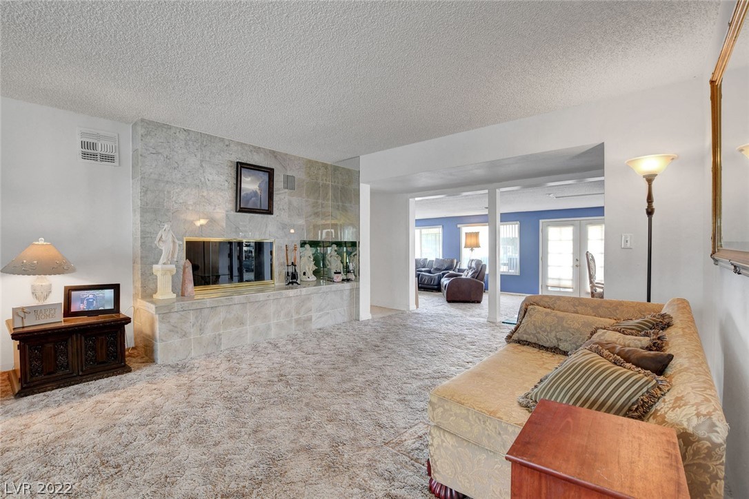 4148 Pleasant Road Las Vegas, NV 89108 - Photo 11 of 48 Gallery Image 11