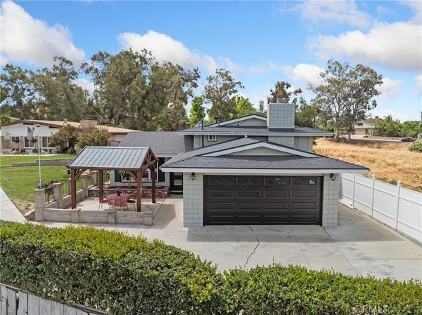 $845,000 | 1510 Pamela Crest, Redlands, CA 92373