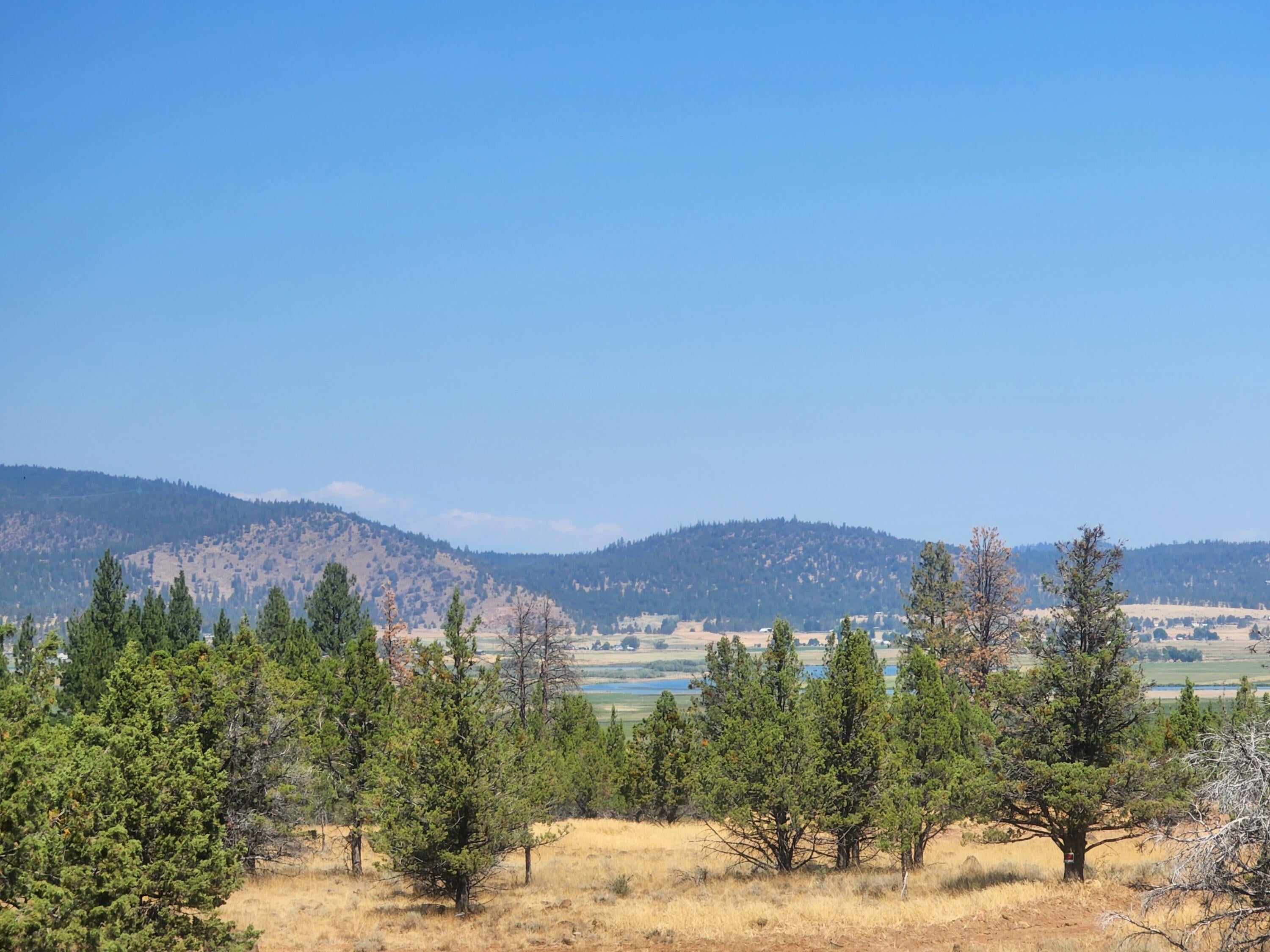 15813 Knollcrest Road Klamath Falls, OR 97603 - Photo 6 of 6 20220824_123053
