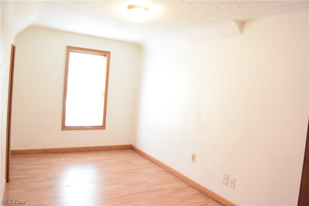 2034 Collier Road Akron, OH 44320 - Photo 10 of 20