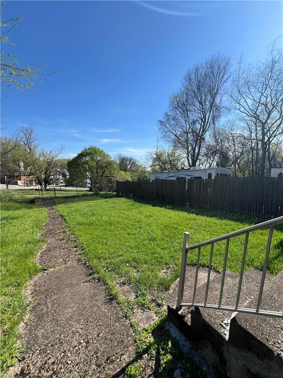 94 Lafferty Avenue Pittsburgh, PA 15210 - Photo 4 of 48