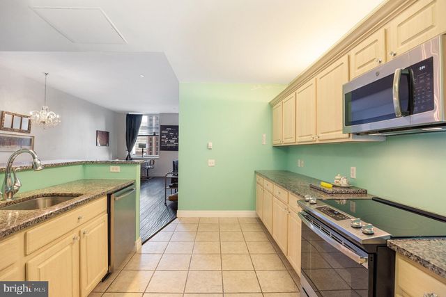 $340,000 | 1600 Arch Street, Unit 503, Philadelphia, PA 19103
