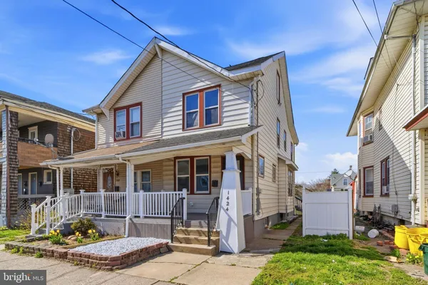 $315,000 | 1424 Hamilton Avenue, Trenton, NJ 08629