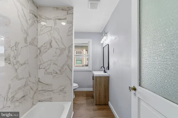 $315,000 | 1424 Hamilton Avenue, Trenton, NJ 08629