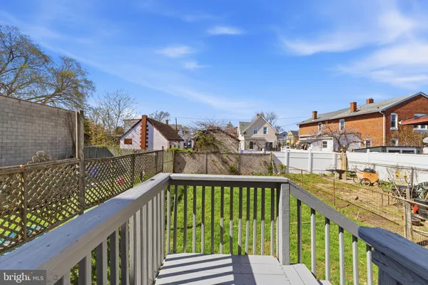 $315,000 | 1424 Hamilton Avenue, Trenton, NJ 08629