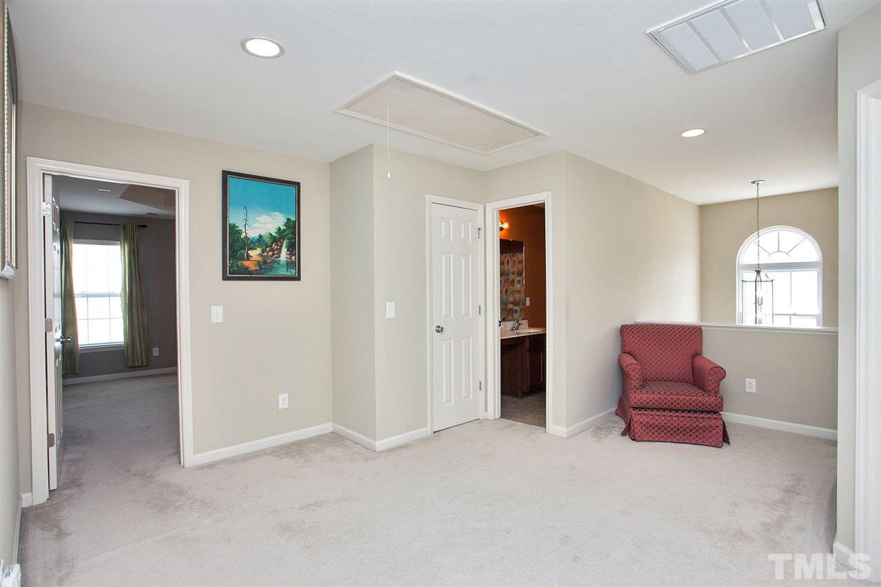 5401 Daleview Drive Raleigh, NC 27610 - Photo 13 of 25 Gallery Image 13