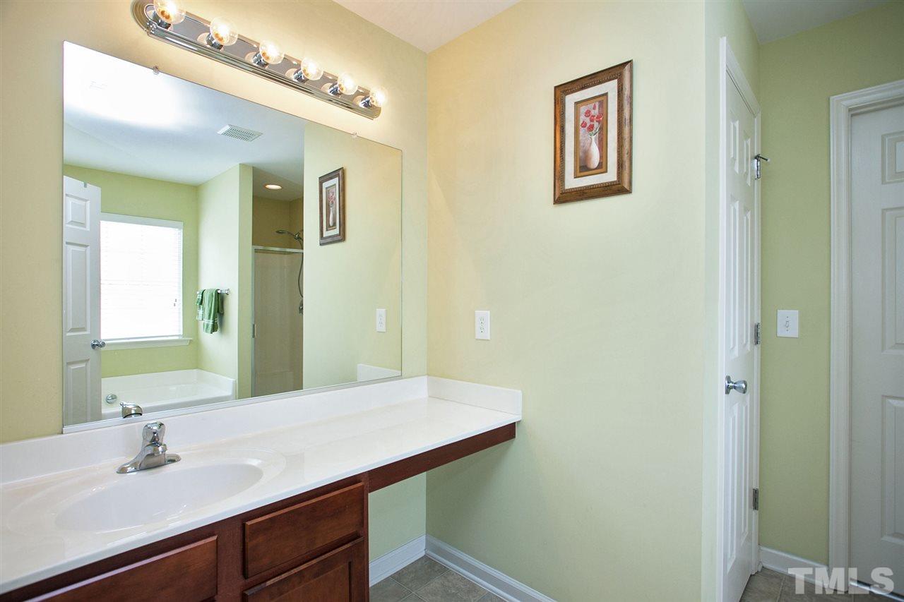 5401 Daleview Drive Raleigh, NC 27610 - Photo 16 of 25 Gallery Image 16