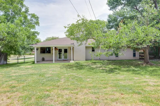 $330,000 | 6758 Wilton Drive, Fort Worth, TX 76133