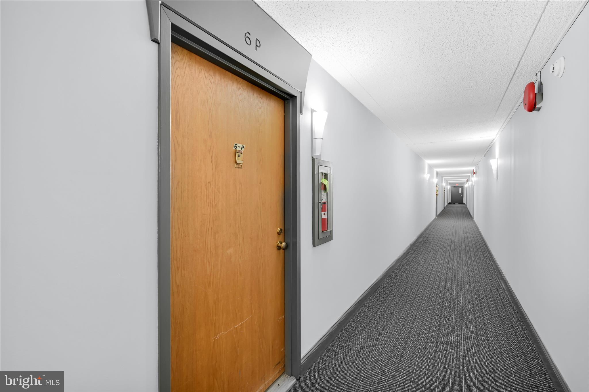 800 Avondale Road, Unit 6P Wallingford, PA 19086 - Photo 6 of 27 Lobby